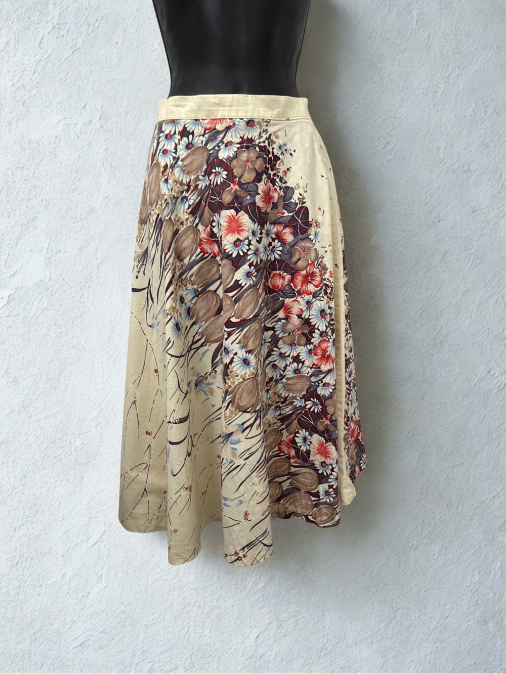 Cream Floral Midi Skirt with Multicolor Bloom